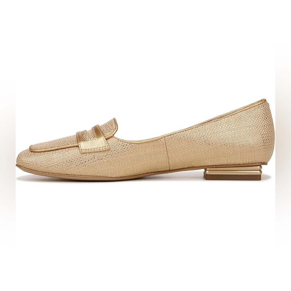 Franco Sarto Gold Loafer Flat - Size: 9 - NWOB - Picture 3 of 7